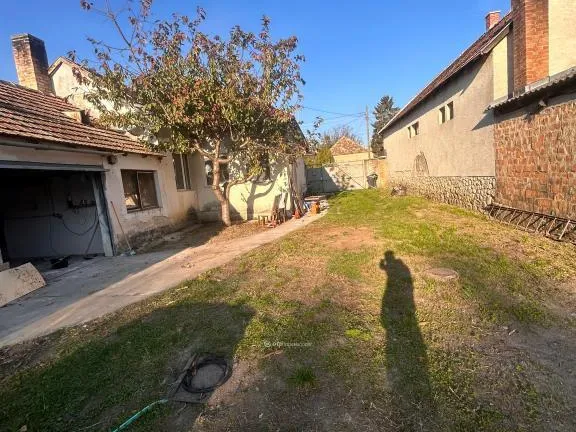 Eladó ház Pápateszér 86 nm