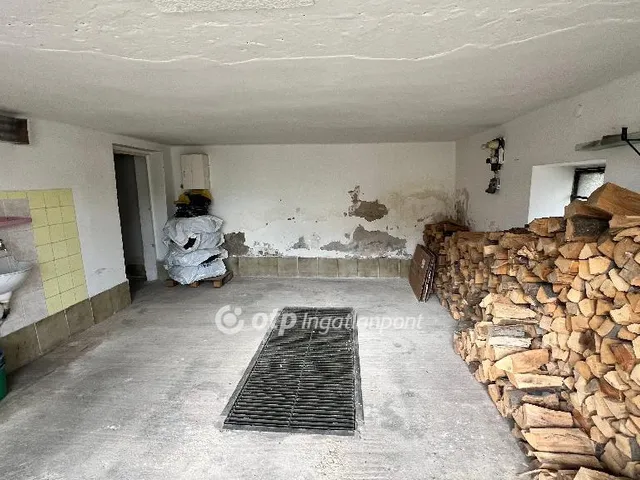 Eladó ház Ugod 215 nm