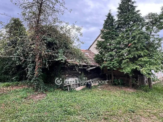 Eladó ház Ugod 215 nm