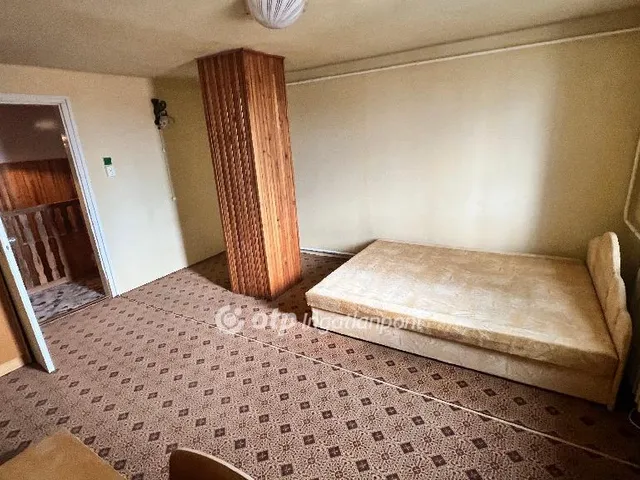 Eladó ház Ugod 215 nm