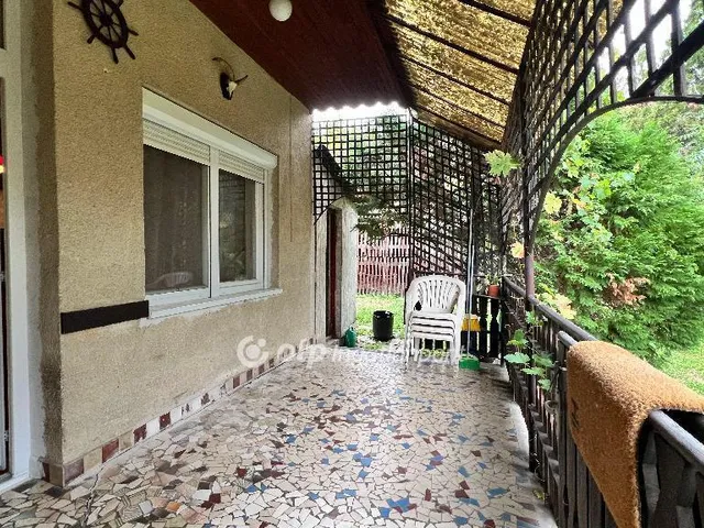 Eladó ház Ugod 215 nm