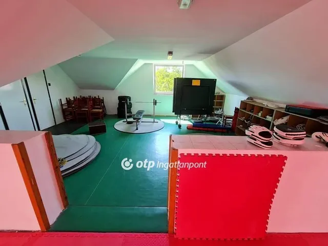 Eladó ház Pápa 471 nm