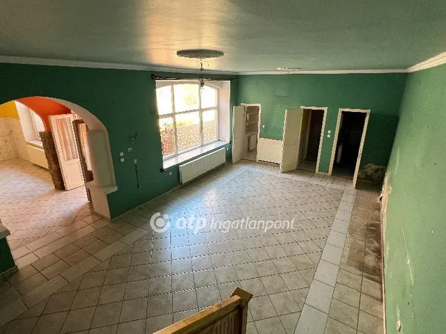 Eladó lakás Pápa 146 nm