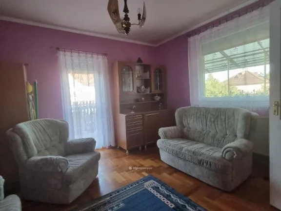 Eladó ház Pápa 246 nm