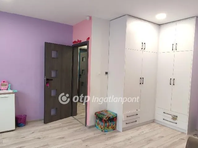 Eladó ház Pápa 360 nm