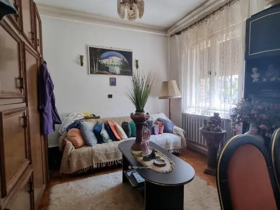 Eladó ház Pápa, Tókert 93 nm