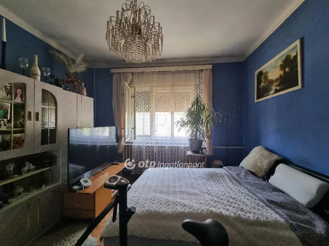 Eladó ház Pápa, Tókert 93 nm