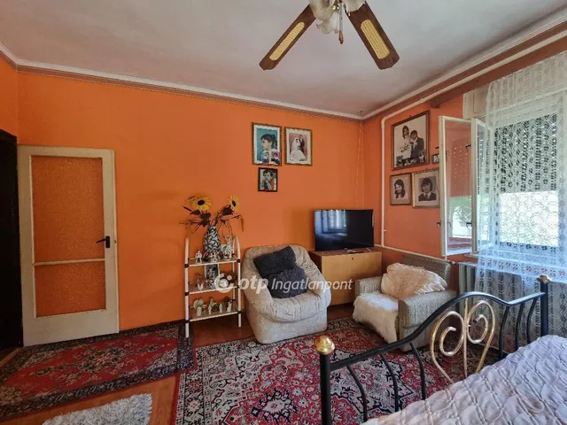 Eladó ház Pápa, Tókert 93 nm