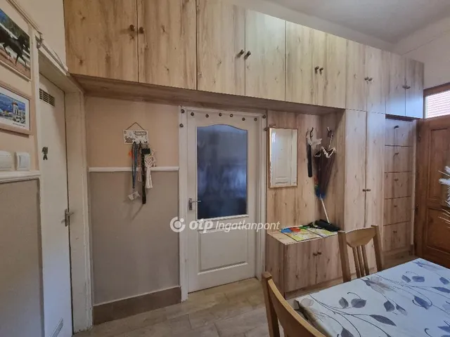 Eladó lakás Pápa 75 nm