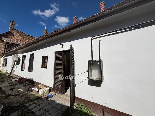 Eladó ház Pápa 77 nm