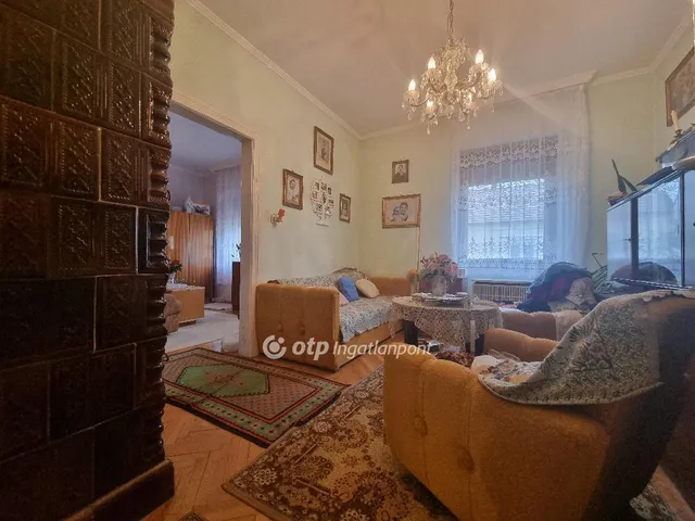 Eladó ház Pápa, Tókert 64 nm