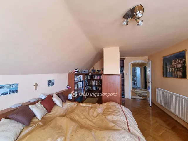 Eladó ház Pápa 209 nm