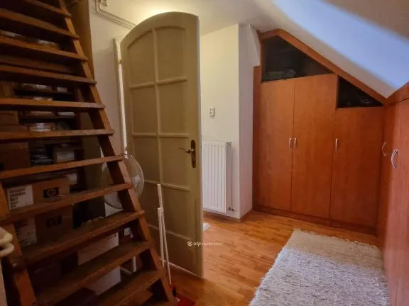 Eladó ház Pápa 209 nm