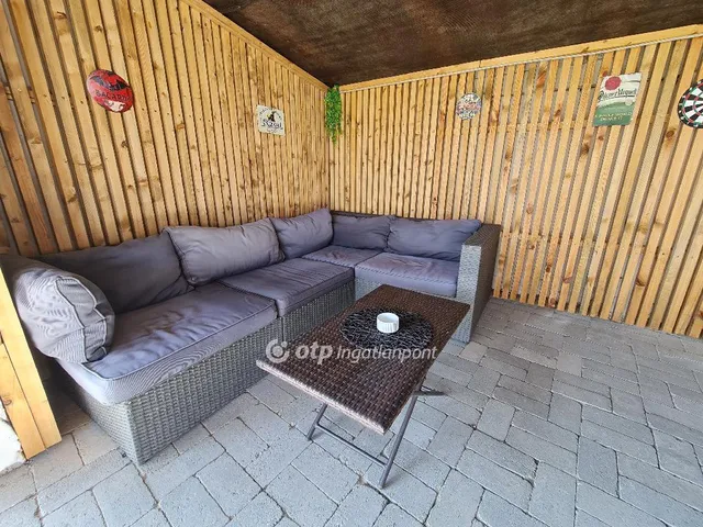 Eladó ház Bakonyság 91 nm