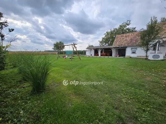 Eladó ház Bakonyság 91 nm