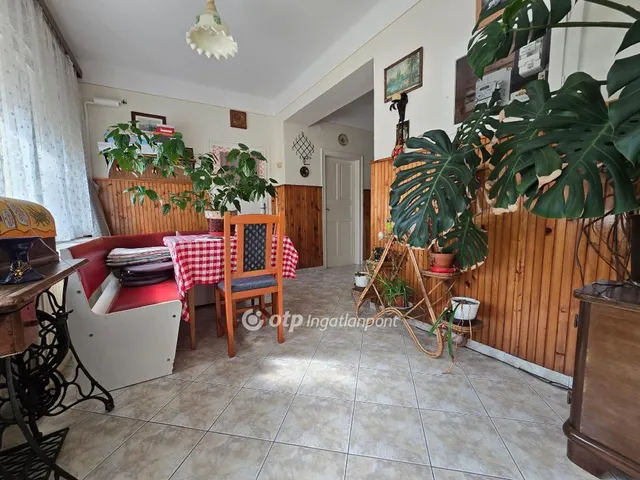 Eladó ház Pápa 170 nm