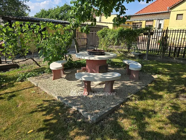 Eladó ház Pápa 170 nm