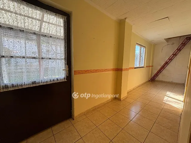 Eladó ház Bakonyság 97 nm