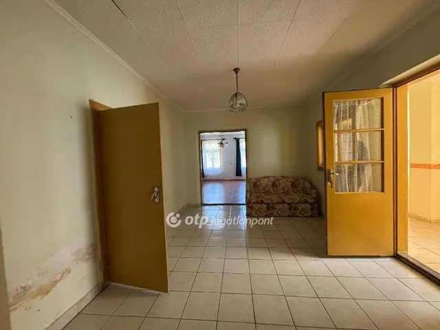 Eladó ház Bakonyság 97 nm