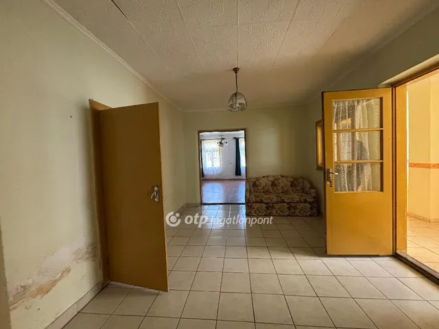 Eladó ház Bakonyság 97 nm