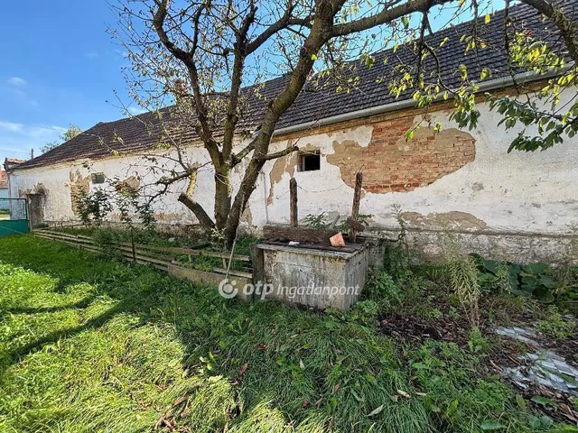 Eladó ház Bakonyság 97 nm