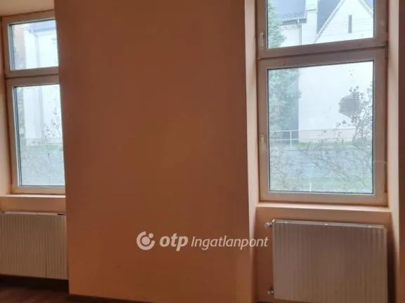 Eladó ház Dabrony 142 nm