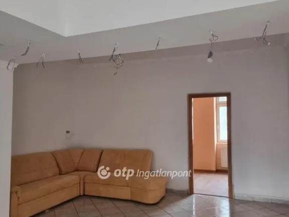 Eladó ház Dabrony 142 nm