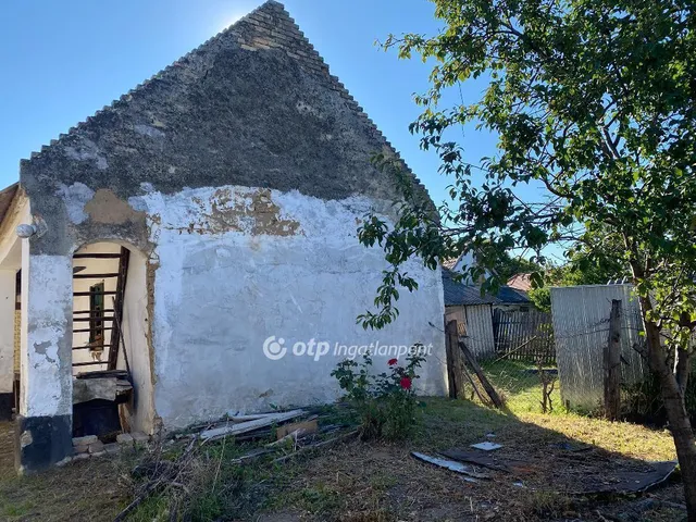 Eladó ház Bakonyszücs 77 nm