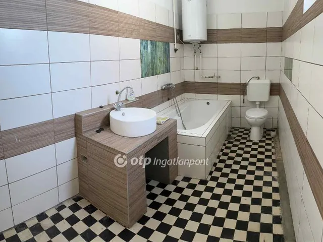 Eladó ház Homokbödöge 102 nm