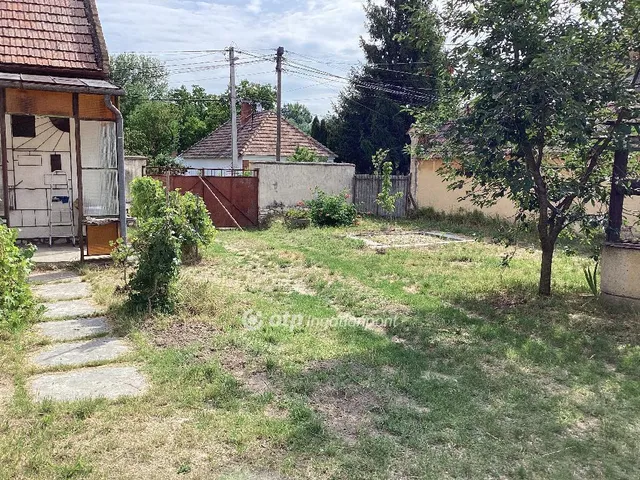 Eladó ház Homokbödöge 102 nm