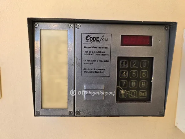 Eladó lakás Pápa 32 nm