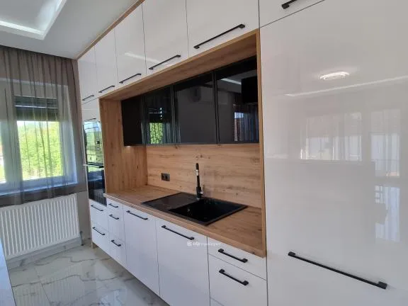 Eladó ház Döbrönte 183 nm