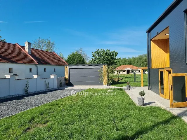 Eladó ház Döbrönte 183 nm