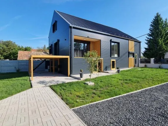 Eladó ház Döbrönte 183 nm