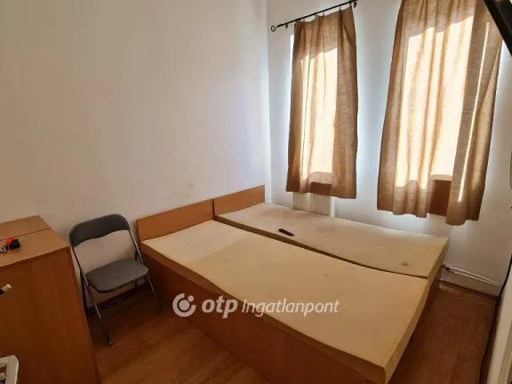 Eladó ház Pápa 450 nm