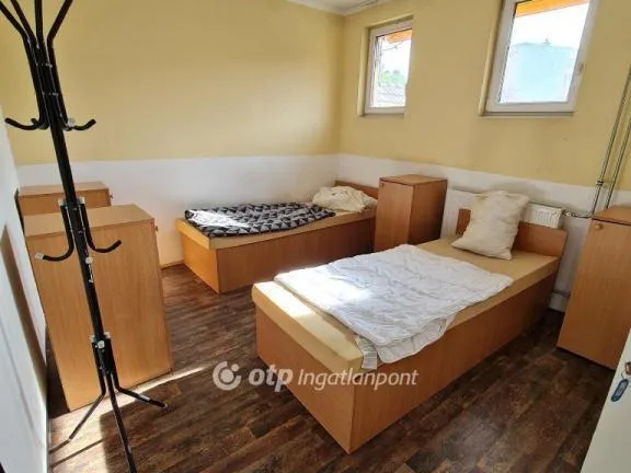 Eladó ház Pápa 450 nm