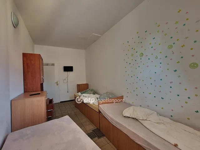 Eladó ház Pápa 450 nm