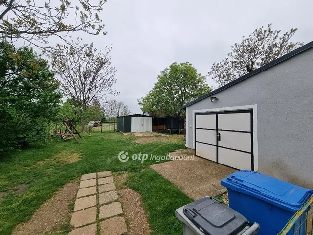 Eladó ház Nemesszalók 200 nm