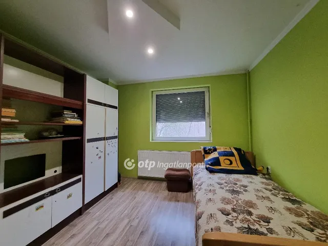 Eladó ház Iszkáz 190 nm