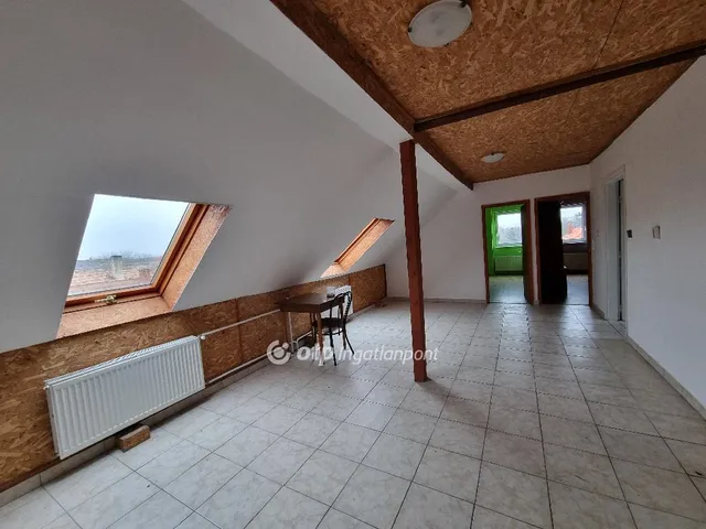 Eladó ház Iszkáz 190 nm