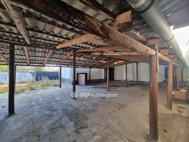 Eladó ház Egyházaskesző 633 nm