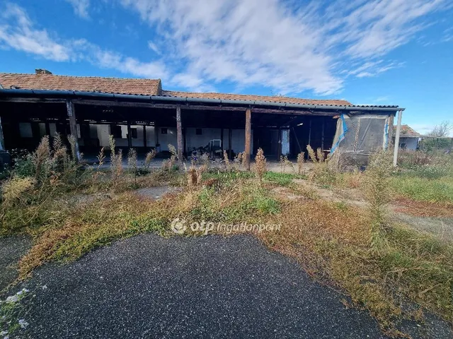 Eladó ház Egyházaskesző 633 nm