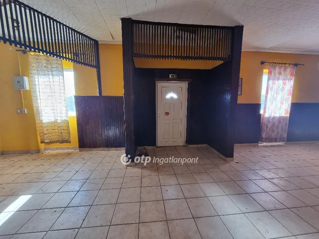 Eladó ház Egyházaskesző 633 nm