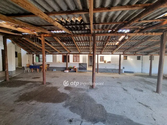 Eladó ház Egyházaskesző 633 nm