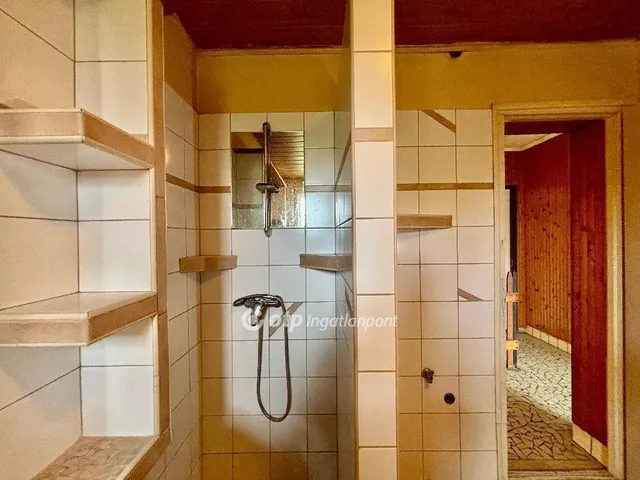 Eladó lakás Pápakovácsi 101 nm