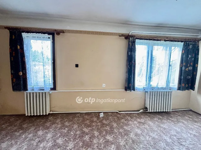 Eladó lakás Pápakovácsi 101 nm