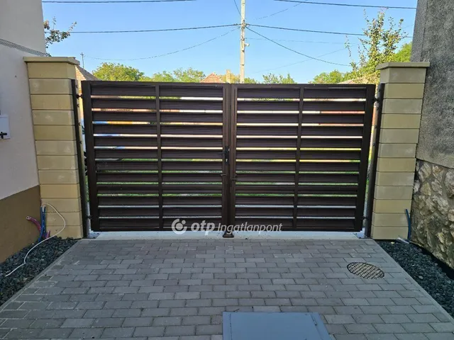 Eladó ház Béb 107 nm