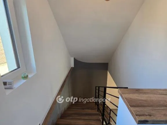 Eladó ház Béb 107 nm