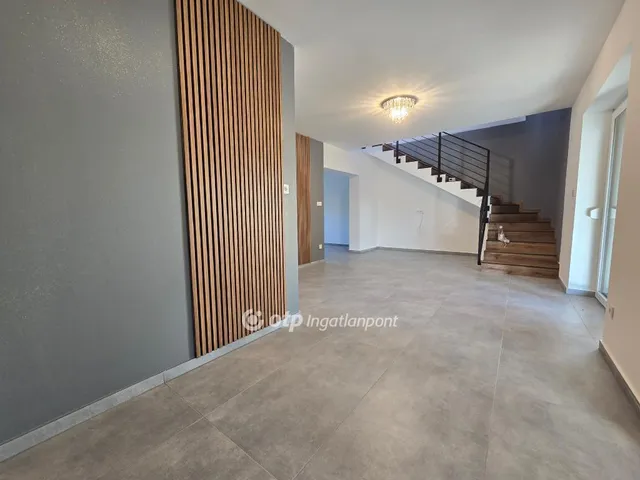 Eladó ház Béb 107 nm