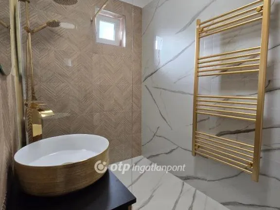 Eladó ház Béb 107 nm